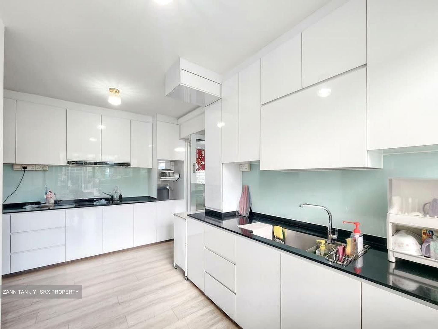 Blk 446 Hougang Avenue 8 (Hougang), HDB Executive #554555261